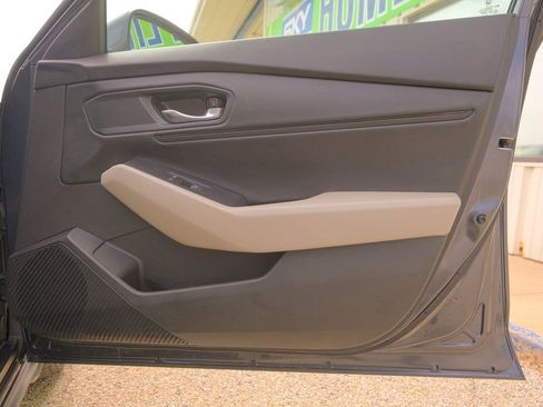 Used 2024 Honda Accord EX image 15