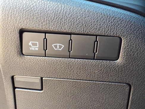 Used 2019 Lexus ES 300h w/ Luxury Package image 31