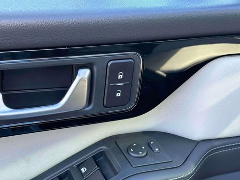 New 2025 INEOS Grenadier AWD/4WD image 18