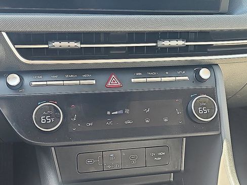 Used 2024 Hyundai Sonata SEL FWD image 23
