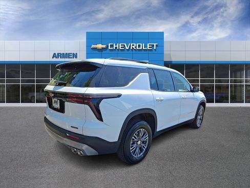 Certified 2026 Chevrolet Traverse LT AWD/4WD image 5