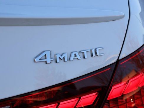 Certified 2025 Mercedes-Benz C 300 4MATIC Sedan image 9