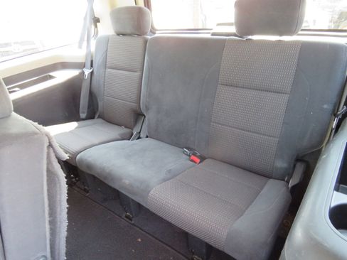 Used 2015 Nissan Armada SV image 13