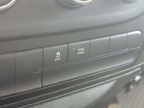 Used 2014 RAM 1500 Express AWD/4WD image 19