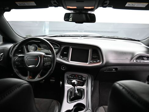 Used 2023 Dodge Challenger R/T Scat Pack w/ T/A Package image 39