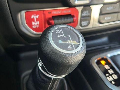 New 2024 Jeep Wrangler Unlimited Rubicon image 44