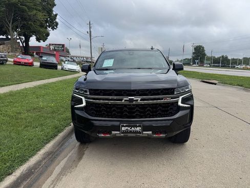 Used 2022 Chevrolet Suburban Z71 w/ Luxury Package AWD/4WD image 10