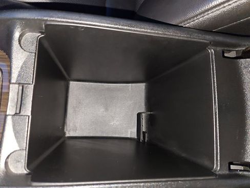 Used 2024 Chevrolet Malibu LT image 30