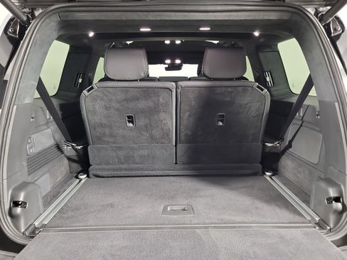 Used 2024 Rivian R1S Adventure image 15