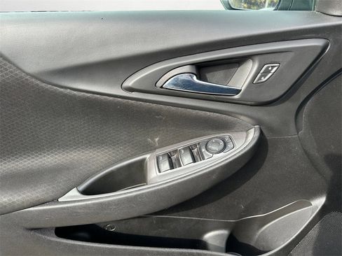 Used 2024 Chevrolet Malibu LT image 23