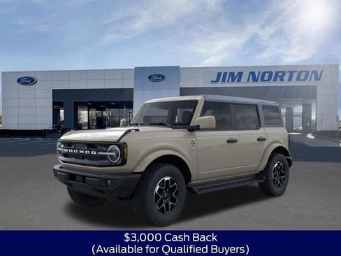 New 2026 Ford Bronco Outer Banks AWD/4WD image 1