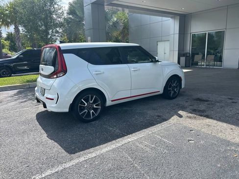 Used 2021 Kia Soul GT-Line FWD image 3