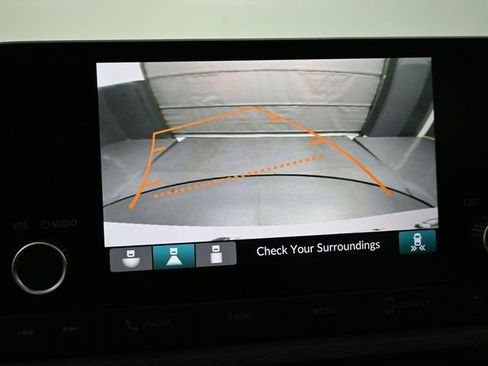 Used 2024 Honda CR-V EX image 16