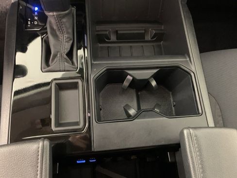 Used 2022 Toyota Tundra SR w/ SR Tow Package image 25