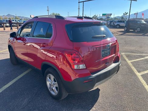 Used 2016 Chevrolet Trax LT w/ LT Convenience Package image 3