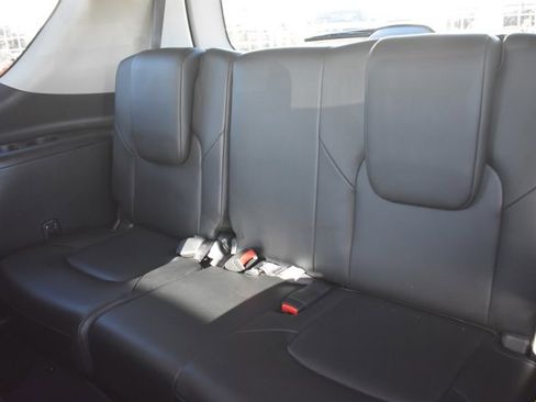 Used 2024 INFINITI QX80 Luxe image 17