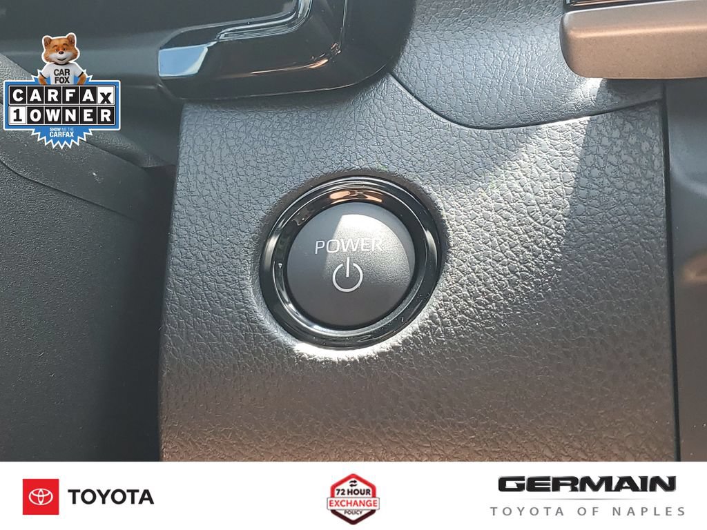 Used 2026 Toyota Camry SE FWD image 33
