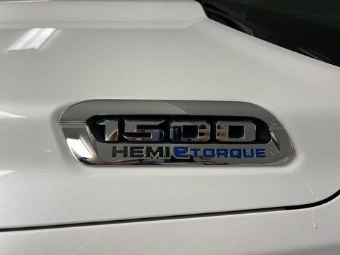 Used 2024 RAM 1500 Limited AWD/4WD image 31