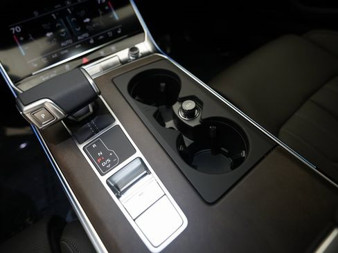 New 2025 Audi A6 3.0T Prestige image 17