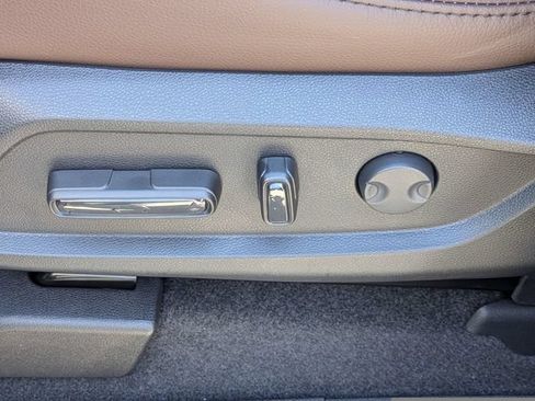 New 2026 Honda Pilot Touring image 19