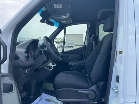 New 2026 Mercedes-Benz Sprinter 2500 image 18