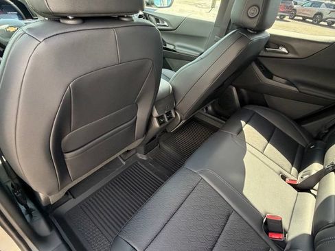 New 2026 Chevrolet Equinox LT w/ Convenience Package II AWD/4WD image 13