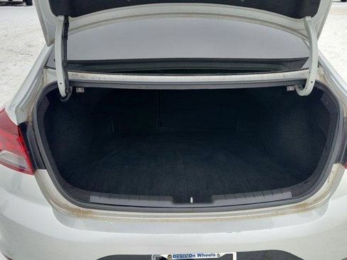 Used 2019 Hyundai Elantra SEL image 7