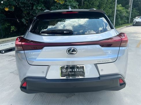 Used 2025 Lexus UX 300h FWD image 6