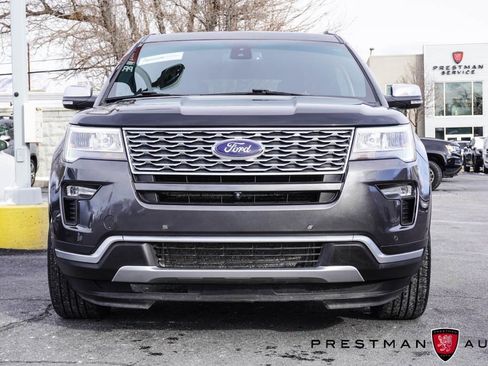 Used 2019 Ford Explorer Platinum image 19