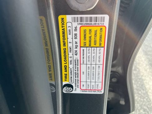 Used 2020 Ford Escape SEL AWD/4WD image 27