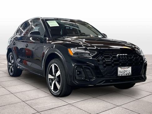 Used 2023 Audi Q5 2.0T Premium Plus w/ Premium Plus Package AWD/4WD image 2