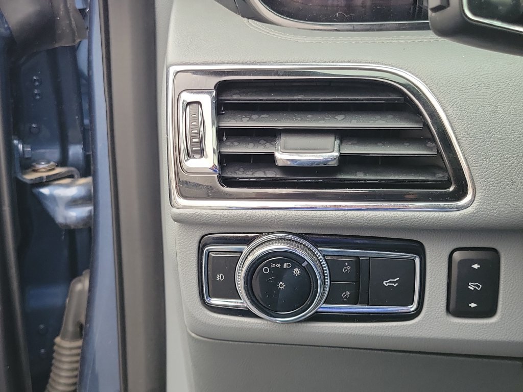 Certified 2019 Lincoln Navigator Reserve AWD/4WD image 23