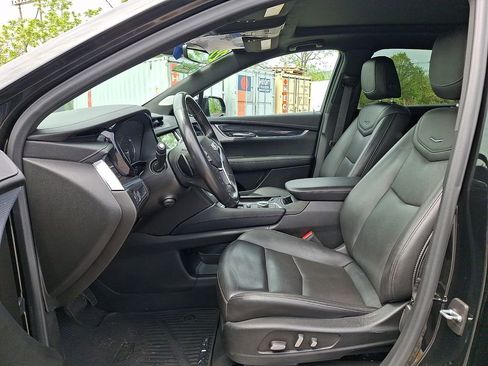 Used 2022 Cadillac XT5 Premium Luxury AWD/4WD image 13