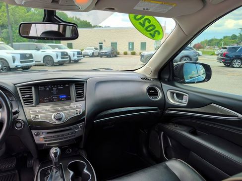 Used 2020 INFINITI QX60 Luxe w/ Essential Package FWD image 10