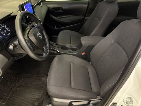 Used 2023 Toyota Corolla LE FWD image 17