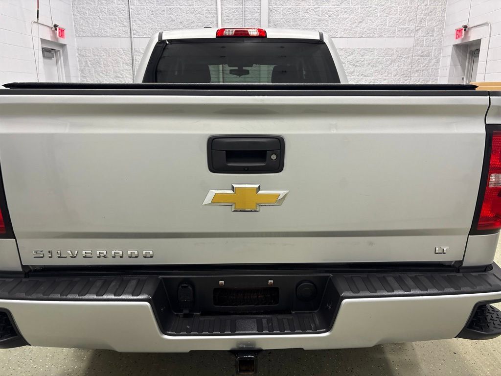 Used 2017 Chevrolet Silverado 1500 LT w/ All Star Edition AWD/4WD image 5