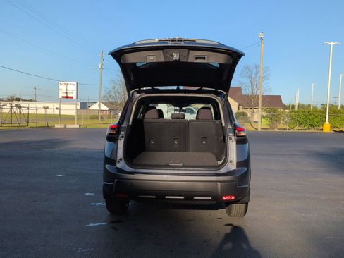 New 2026 Nissan Rogue SV FWD image 30