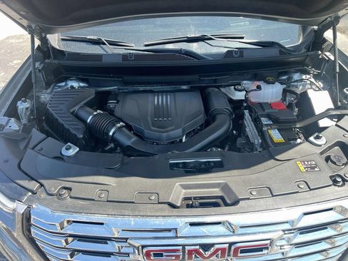 Used 2024 GMC Acadia Denali w/ Super Cruise Package FWD image 32