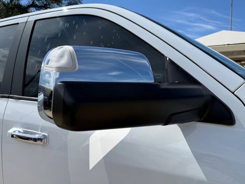 Used 2018 RAM 2500 Laramie w/ Convenience Group image 14