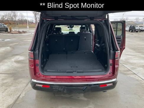 New 2024 Jeep Wagoneer 4WD w/ Convenience Group I image 7