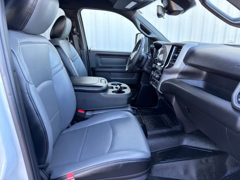 Used 2025 RAM 5500 Tradesman w/ Safety Group image 34