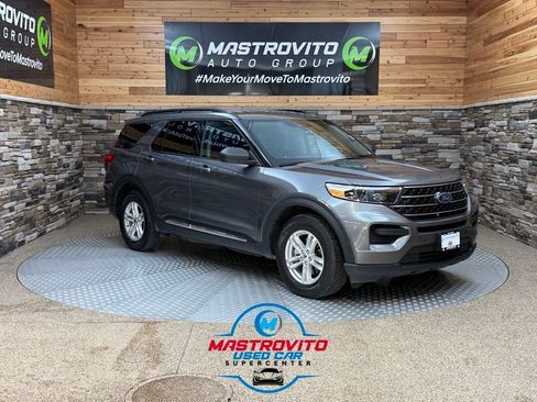 Used 2021 Ford Explorer XLT AWD/4WD image 1