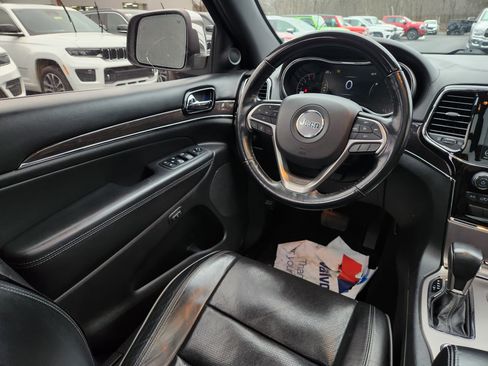 Certified 2021 Jeep Grand Cherokee Overland image 19