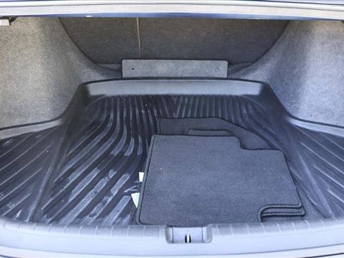 Used 2018 Honda Accord EX image 24
