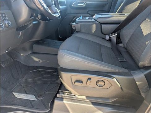 Used 2022 Chevrolet Silverado 1500 LT w/ Protection Package image 9