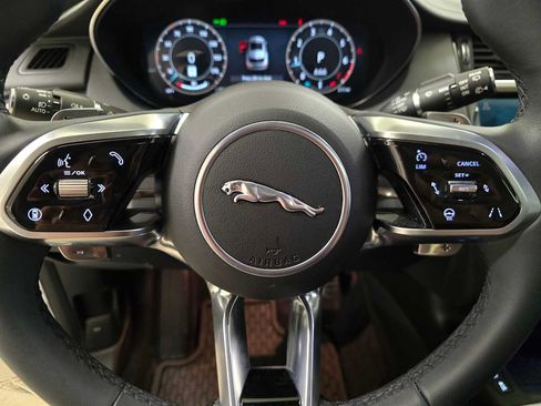 Used 2024 Jaguar E-PACE R-Dynamic SE image 26