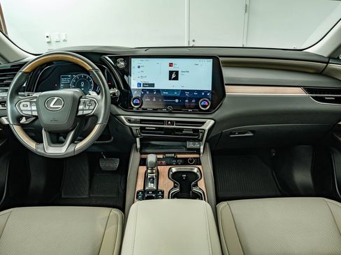 Certified 2023 Lexus RX 350 Premium w/ Accessory Package AWD/4WD image 30