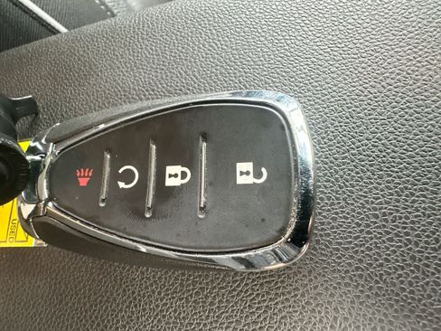 Used 2025 Chevrolet TrailBlazer LT AWD/4WD image 28