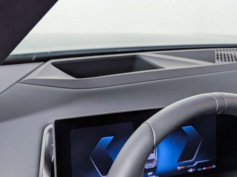 Used 2025 BMW X3 xDrive30i image 15