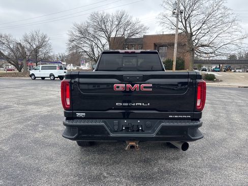 Used 2022 GMC Sierra 2500 Denali image 4